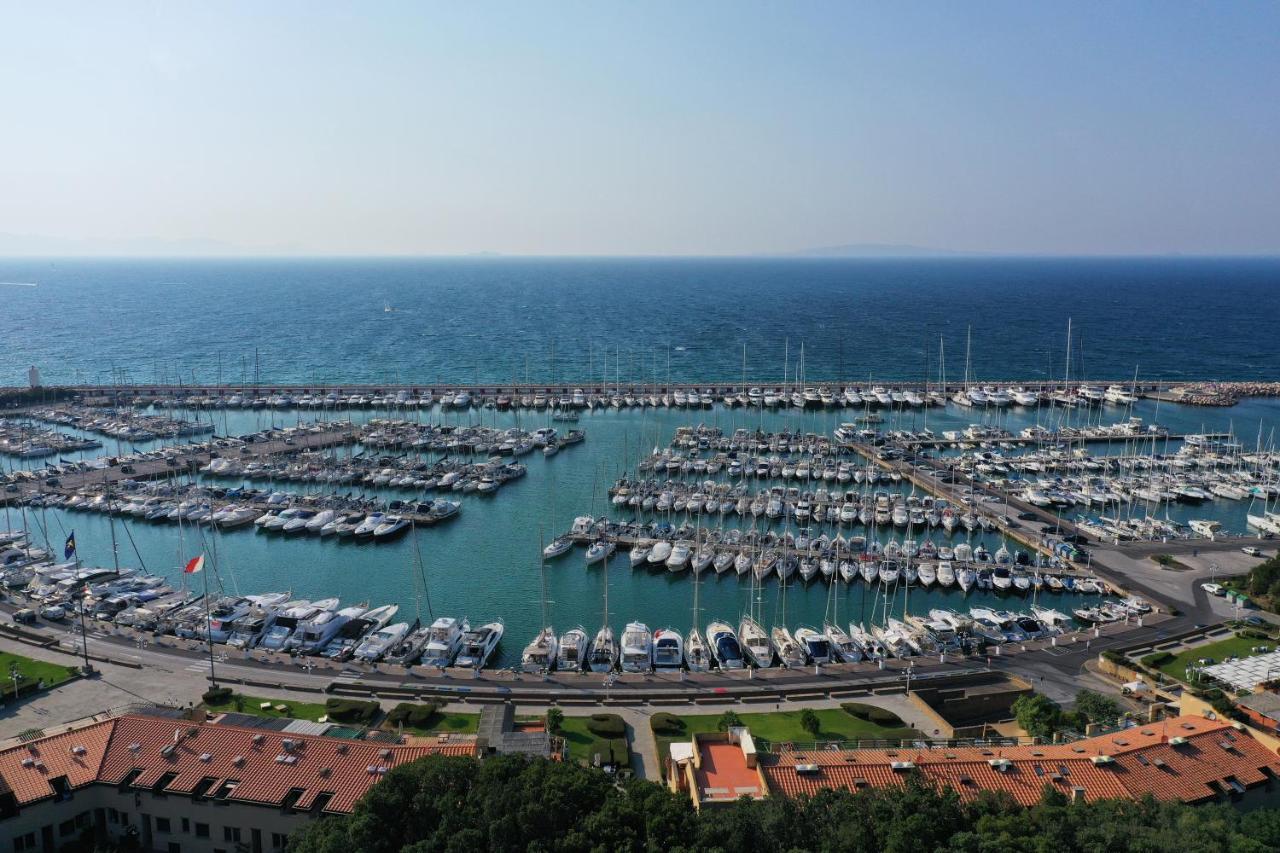 Punta Ala Sea View Apartments Dış mekan fotoğraf